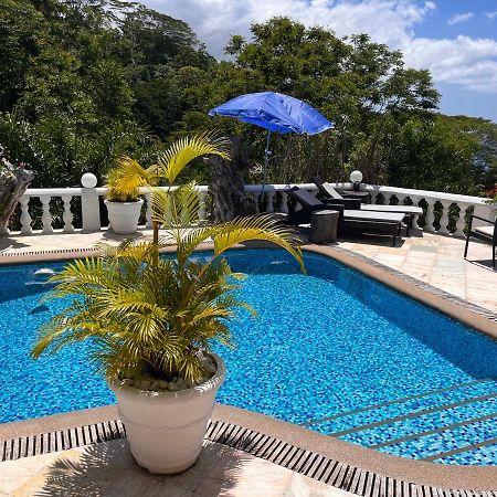 Casa Doro Villa Glacis  外观 照片